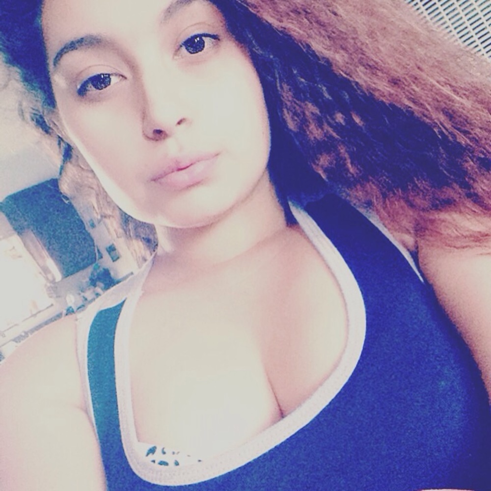 Meet your Posher, Estrella